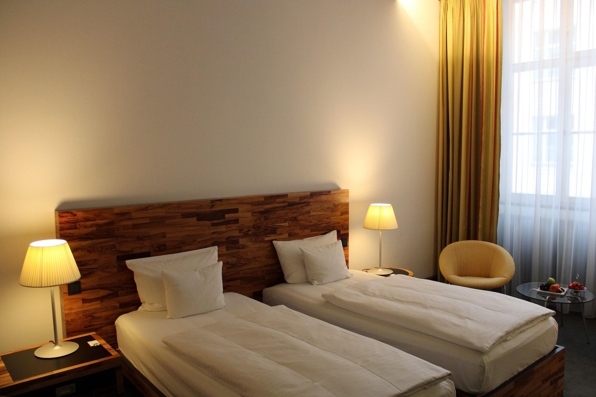 Moevenpick Hotel Berlin Am Potsdamer Platz Esterno foto