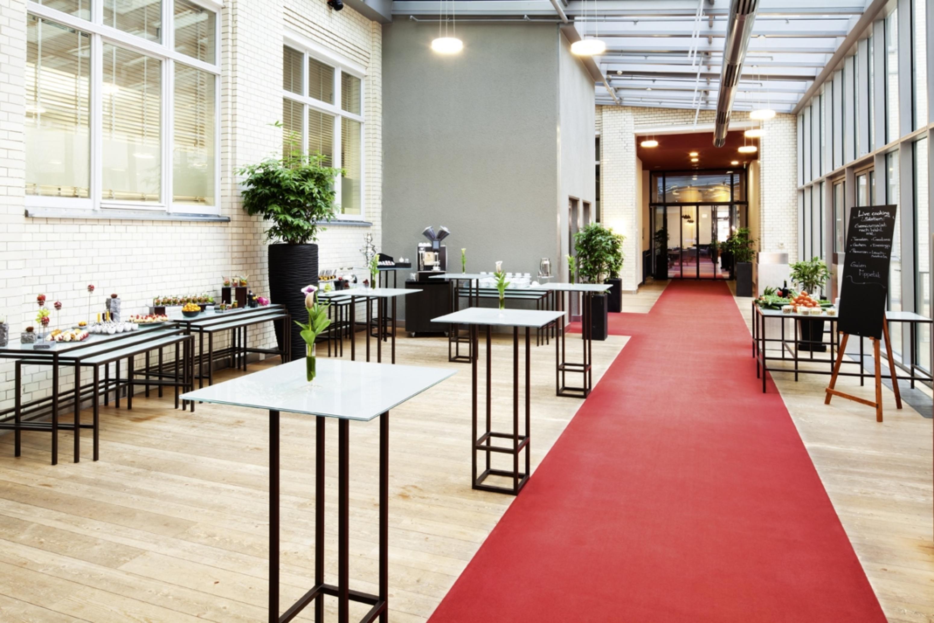Moevenpick Hotel Berlin Am Potsdamer Platz Esterno foto