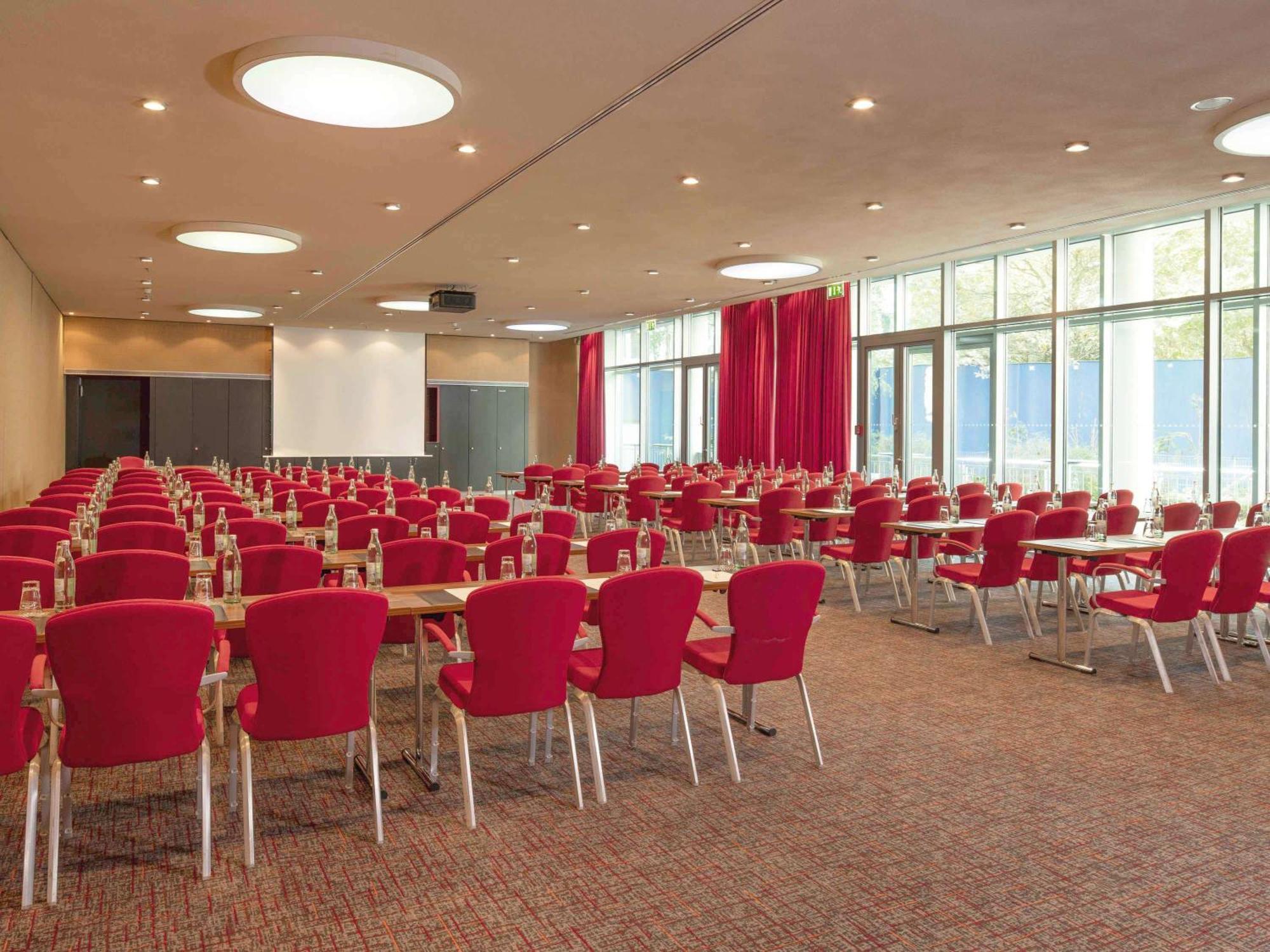 Moevenpick Hotel Berlin Am Potsdamer Platz Esterno foto